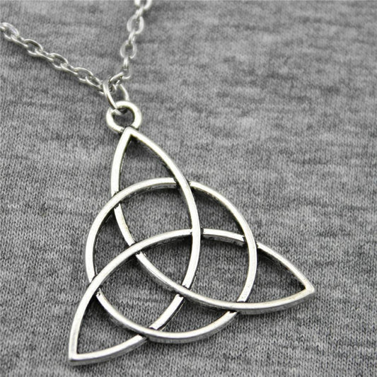 #003 Triquetra – A Universal Symbol