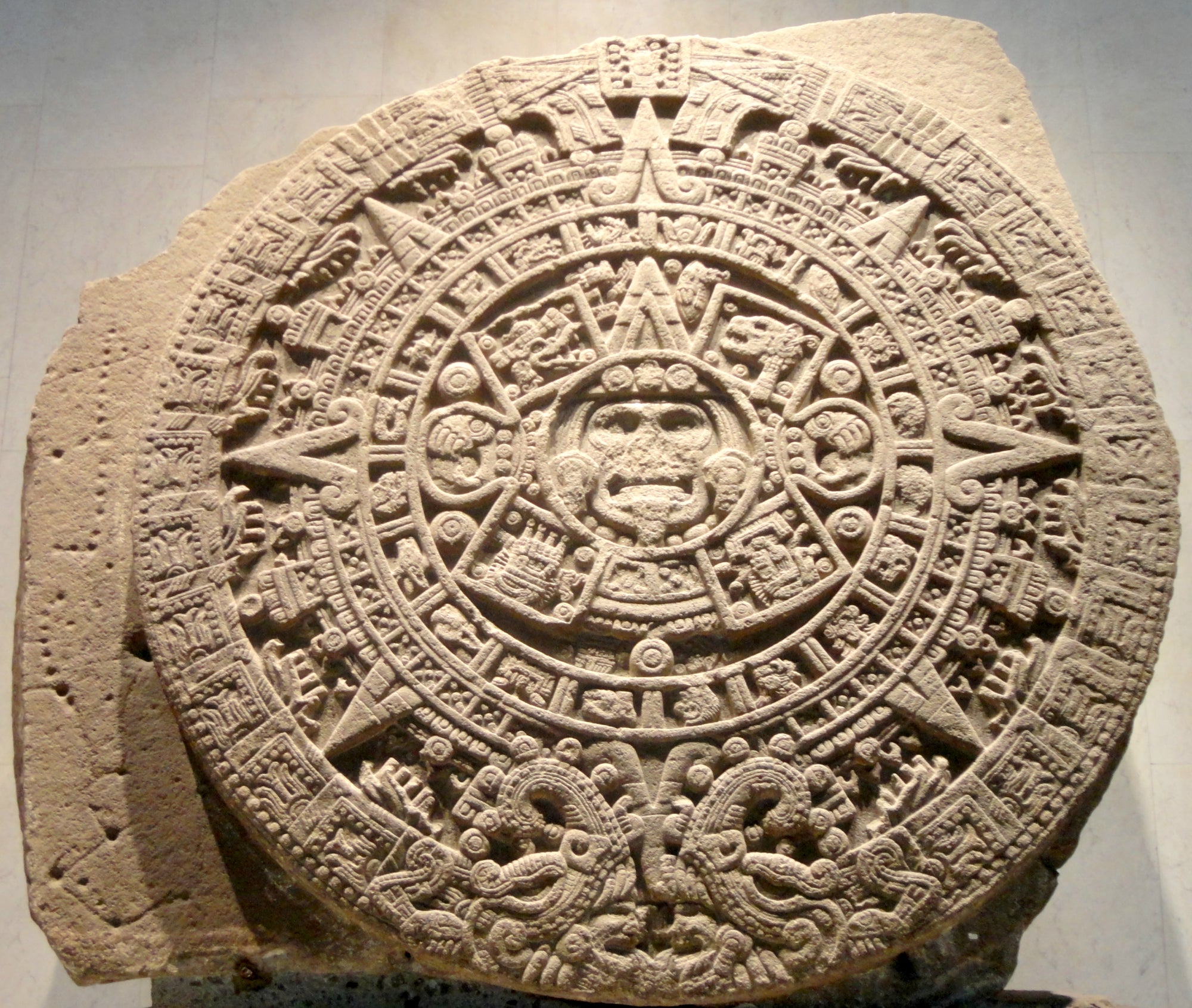 038 Aztec Sun Stone