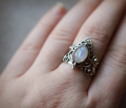 Vintage Tibetan Moonstone Ring