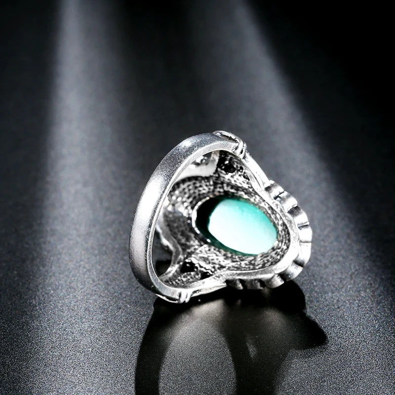 Vintage Tibetan Silver Oval Ring