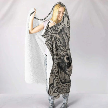 Traditional Viking Two Worlds Hooded Blanket – Norse Fantasy Animal Print Plush Sherpa Cape