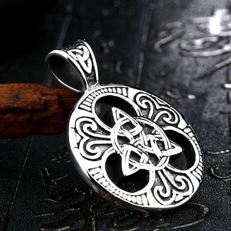 Celtic Stainless Steel Metal Chain with Triquetra Pendant Ancient Treasures Ancientreasures Viking Odin Thor Mjolnir Celtic Ancient Egypt Norse Norse Mythology