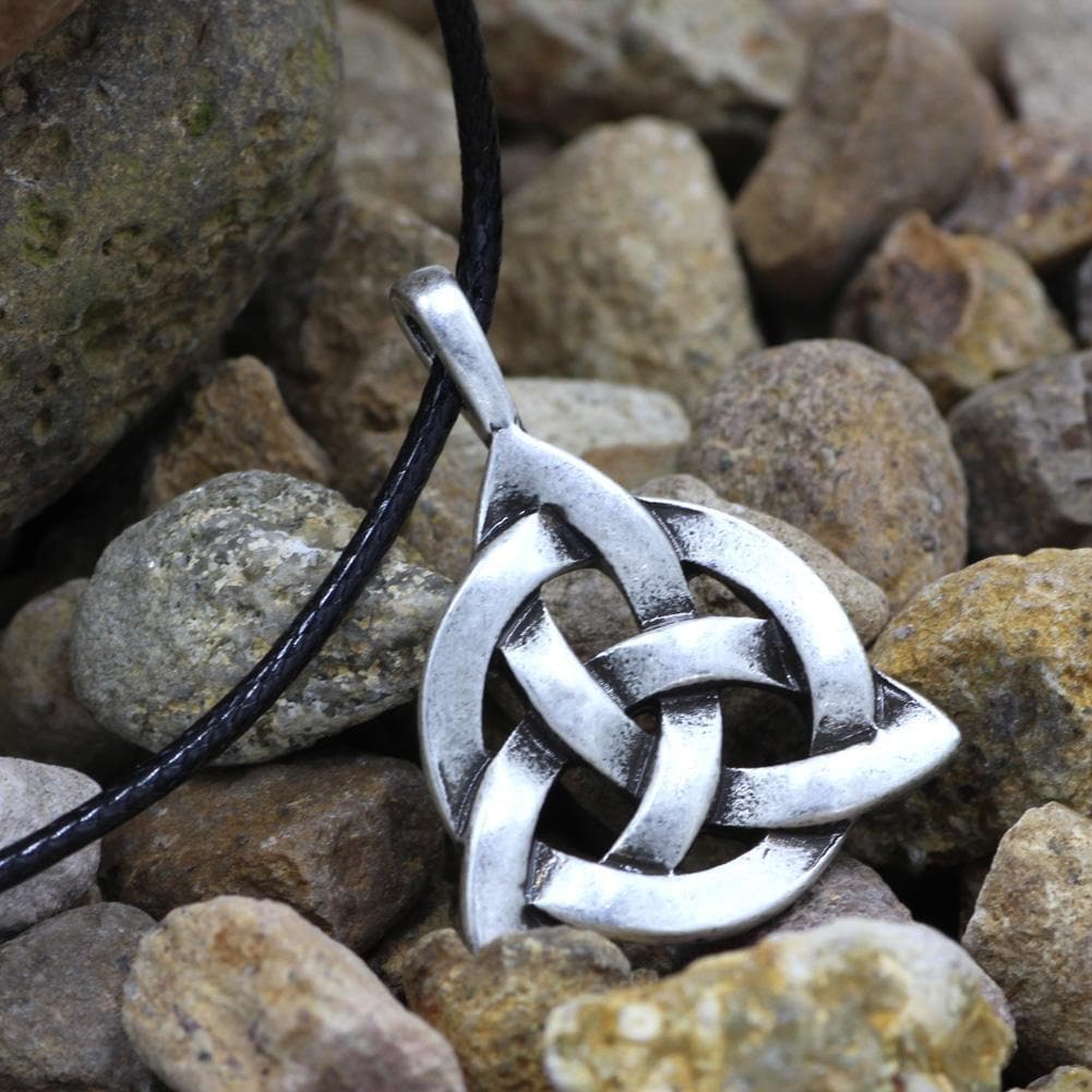 Celtic Triquetra Celtic Pendant Necklace Ancient Treasures Ancientreasures Viking Odin Thor Mjolnir Celtic Ancient Egypt Norse Norse Mythology