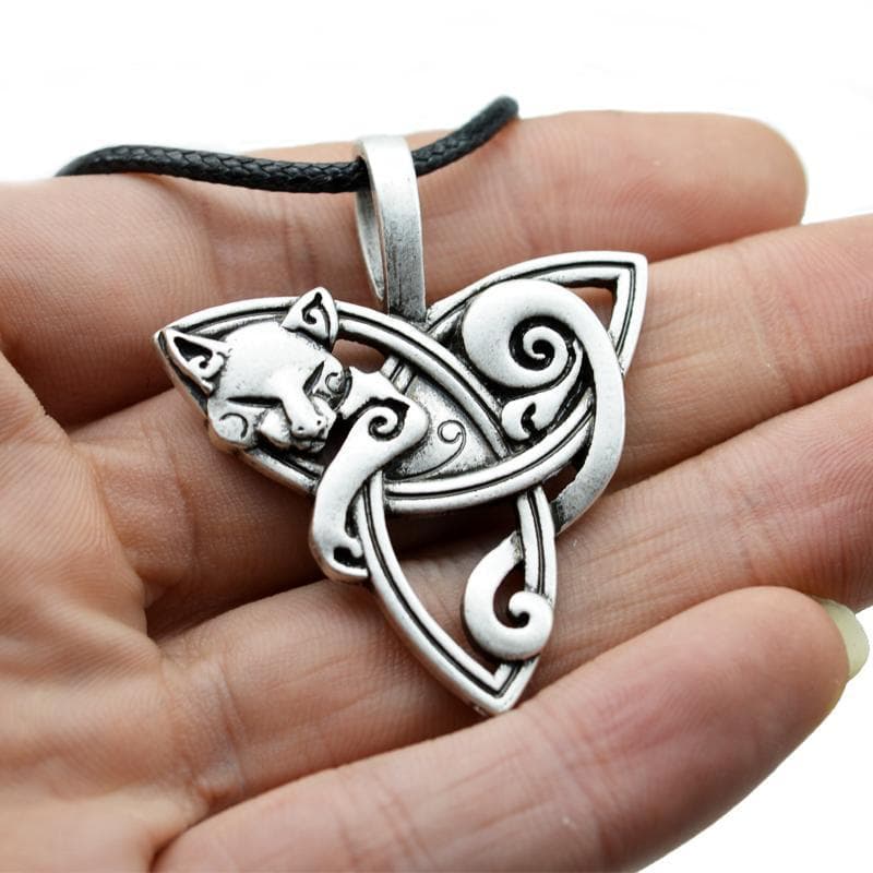 Pendants & Necklaces Stainless Steel Cat on Triquetra Celtic Necklace Ancient Treasures Ancientreasures Viking Odin Thor Mjolnir Celtic Ancient Egypt Norse Norse Mythology