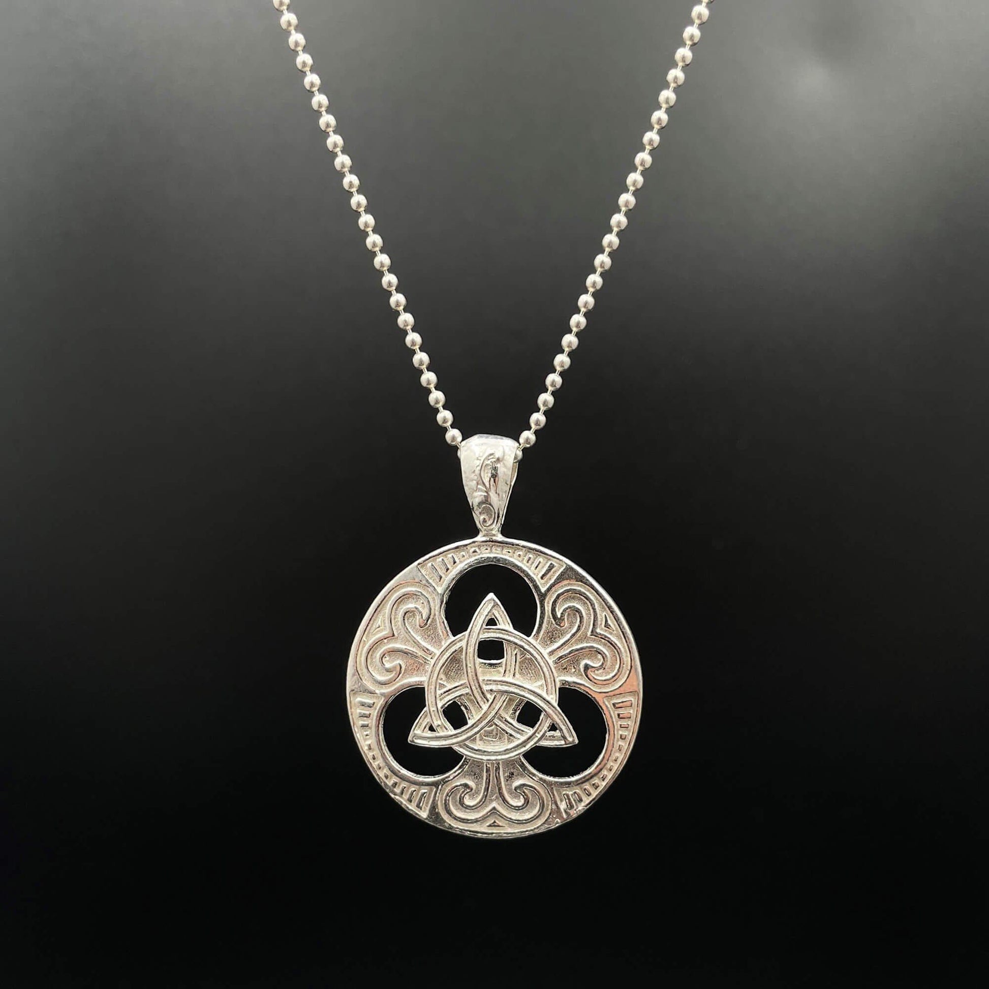 Silver Triquetra Necklace Ancient Treasures Ancientreasures Viking Odin Thor Mjolnir Celtic Ancient Egypt Norse Norse Mythology